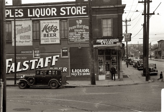 Photograph of the 1938 People's Drug Store in Omaha Nebraska  8x10 